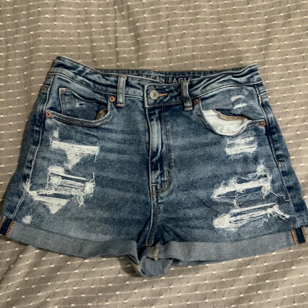 American Eagle Jean Mom Shorts - Size 6